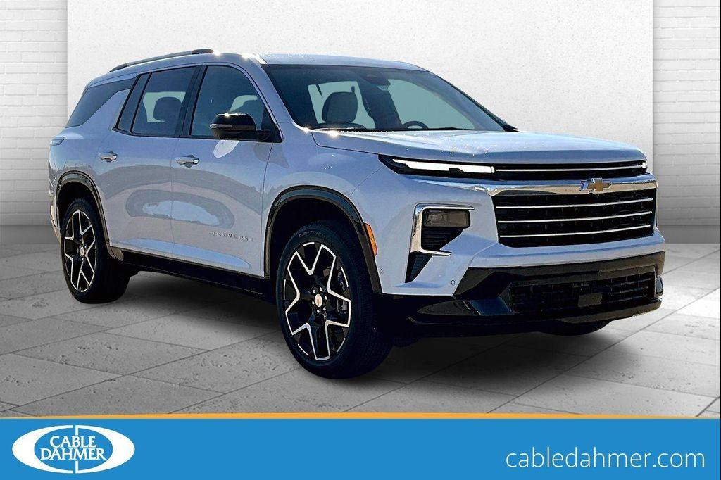 new 2026 Chevrolet Traverse car, priced at $54,990