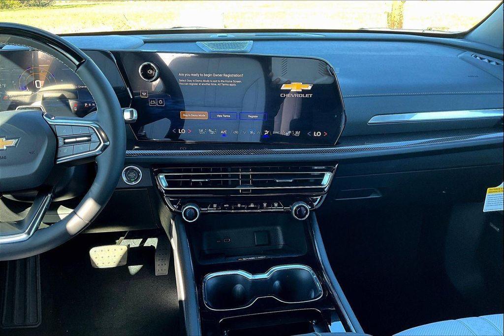 new 2026 Chevrolet Traverse car, priced at $54,990