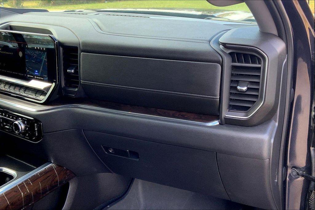 used 2023 GMC Sierra 1500 car, priced at $42,137