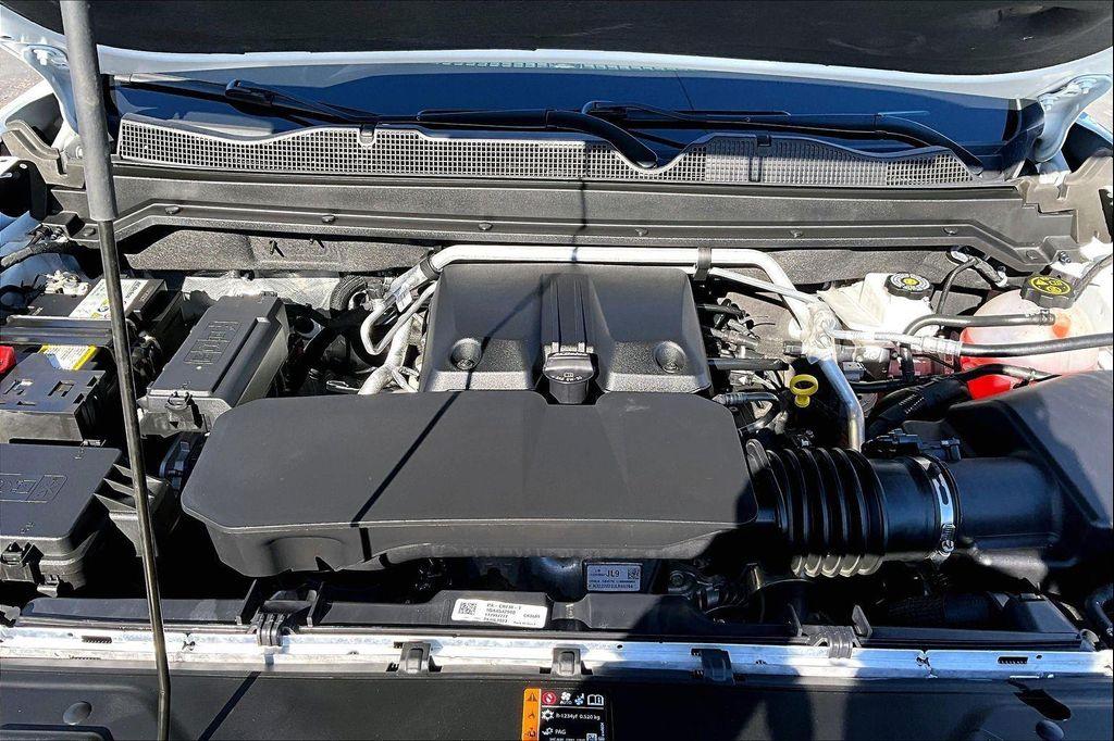 used 2023 GMC Canyon car, priced at $30,639