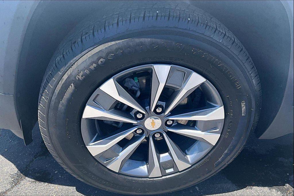 used 2026 Chevrolet Equinox car, priced at $27,865
