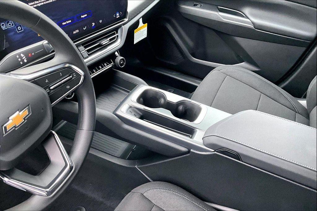 new 2026 Chevrolet Equinox EV car, priced at $28,745