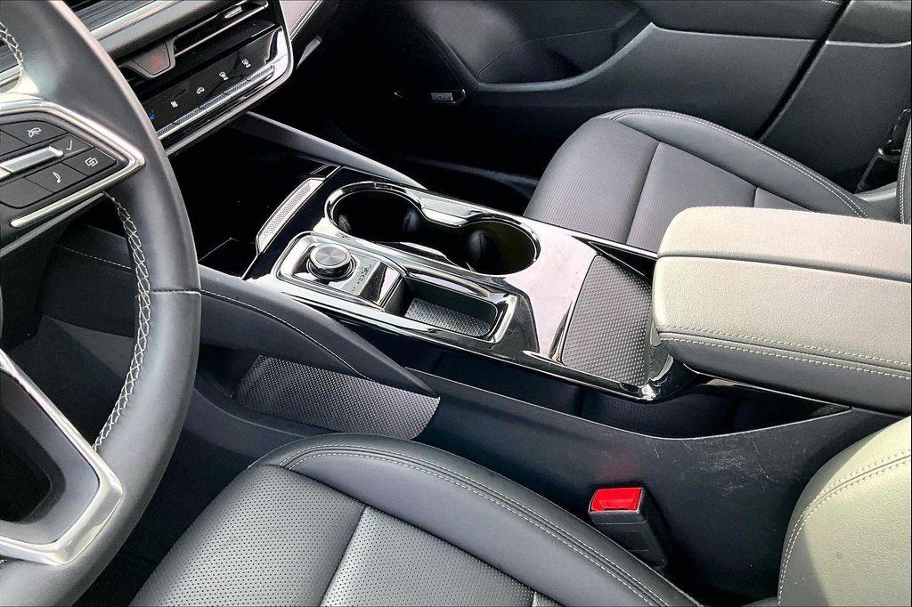 used 2025 Buick Envision car, priced at $24,917