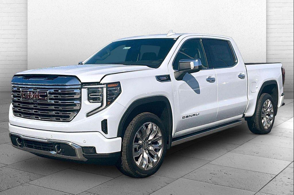 new 2026 GMC Sierra 1500 car, priced at $79,325