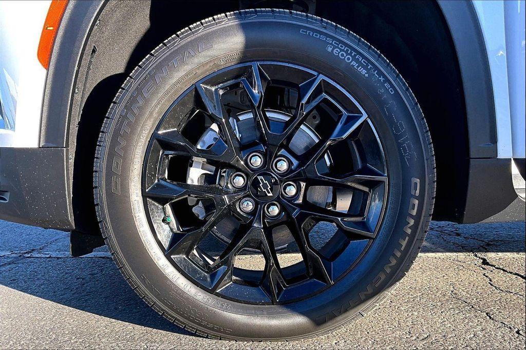 new 2026 Chevrolet Traverse car, priced at $49,755