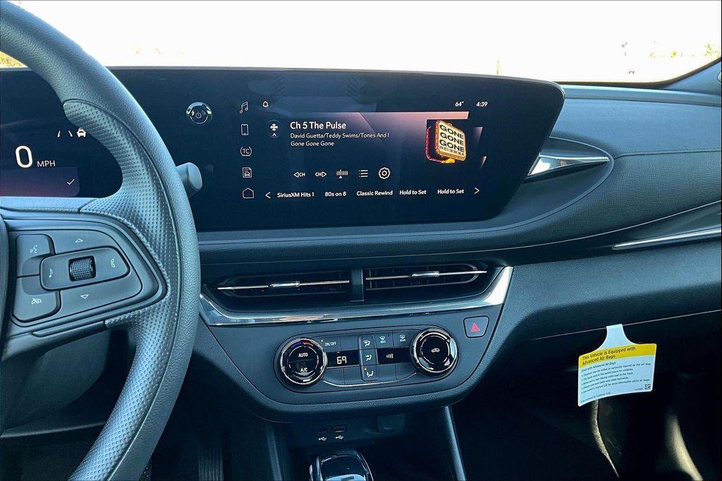 new 2025 Buick Envista car, priced at $24,610