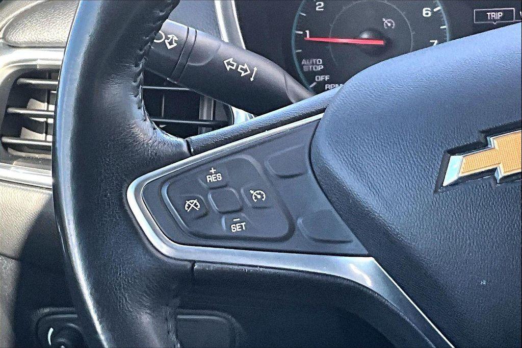 used 2018 Chevrolet Equinox car, priced at $17,471