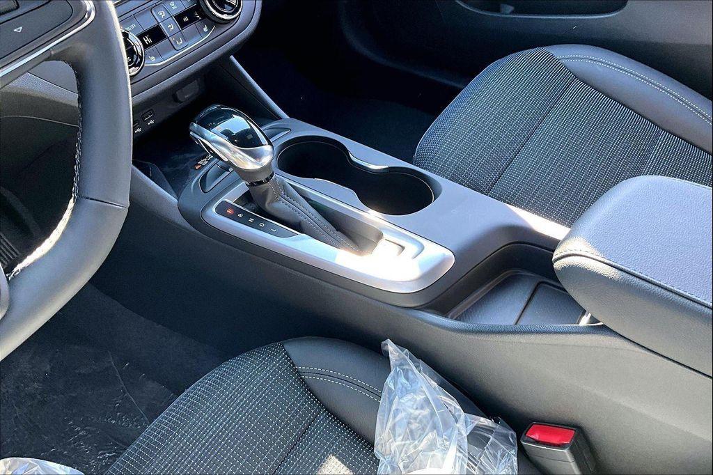 new 2026 Buick Envista car, priced at $28,050