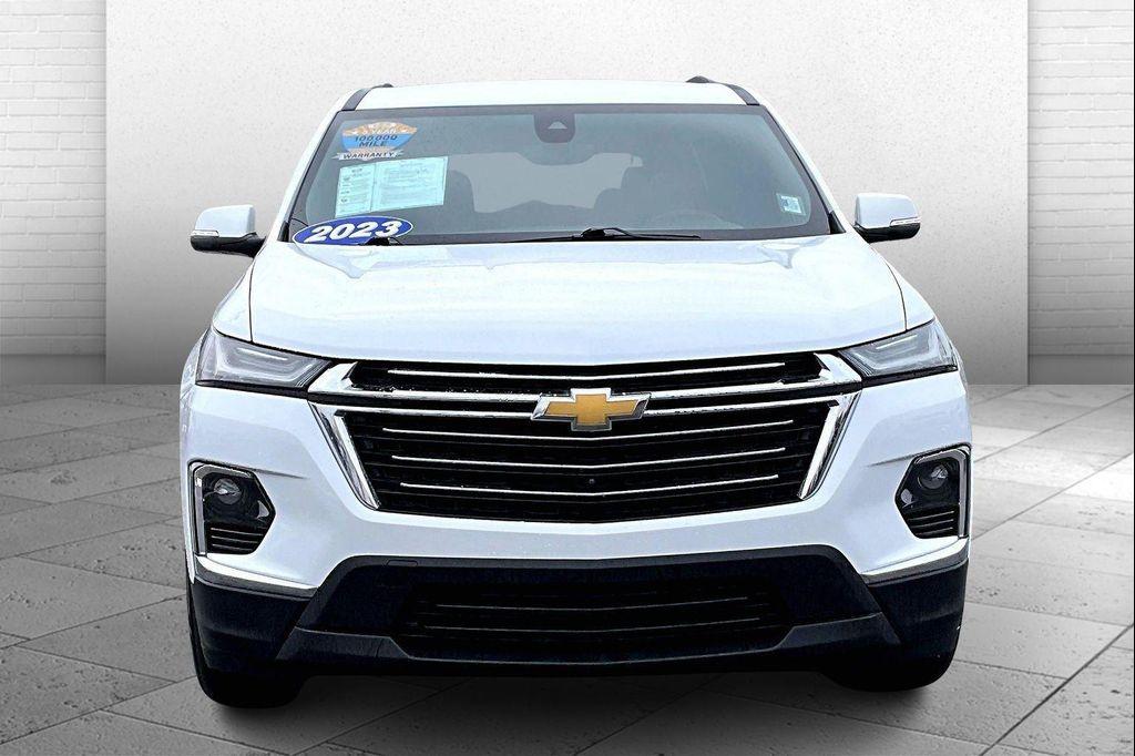 used 2023 Chevrolet Traverse car, priced at $26,997