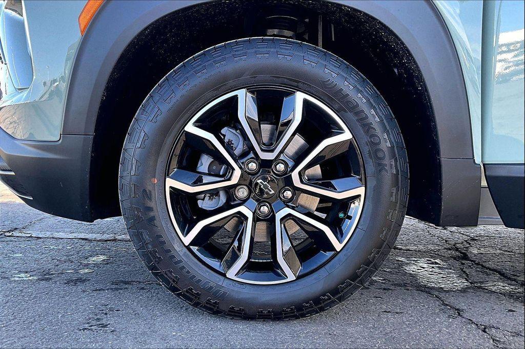 new 2026 Chevrolet TrailBlazer car, priced at $30,065