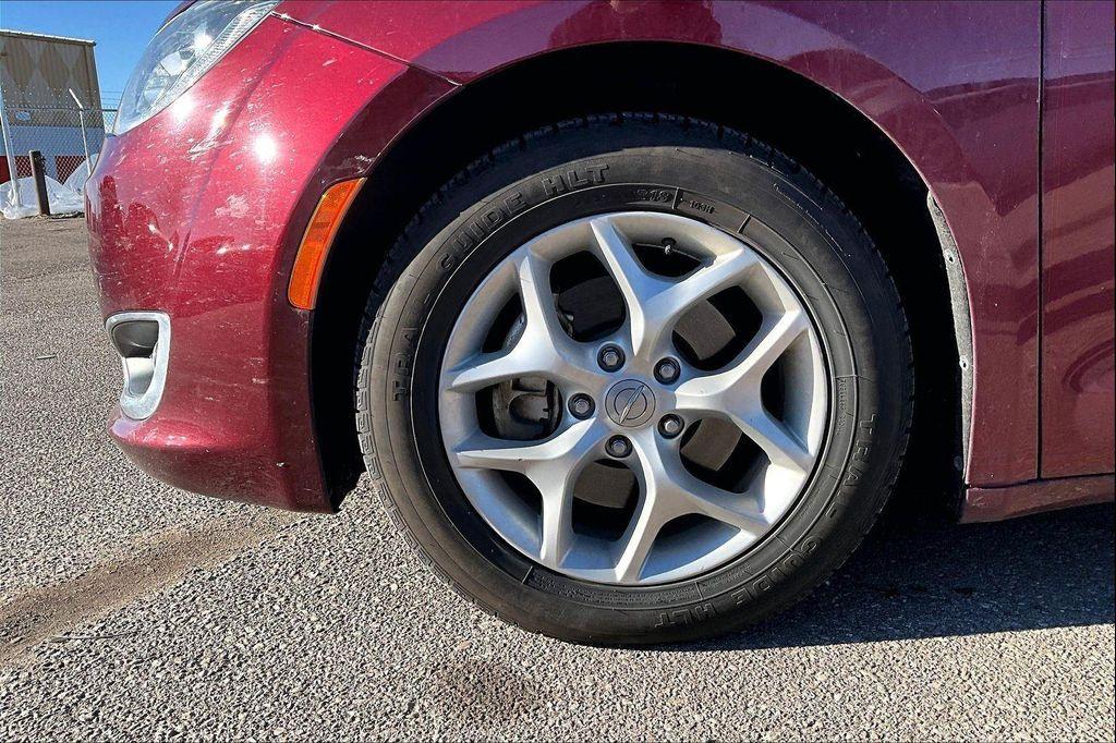 used 2017 Chrysler Pacifica car, priced at $12,057