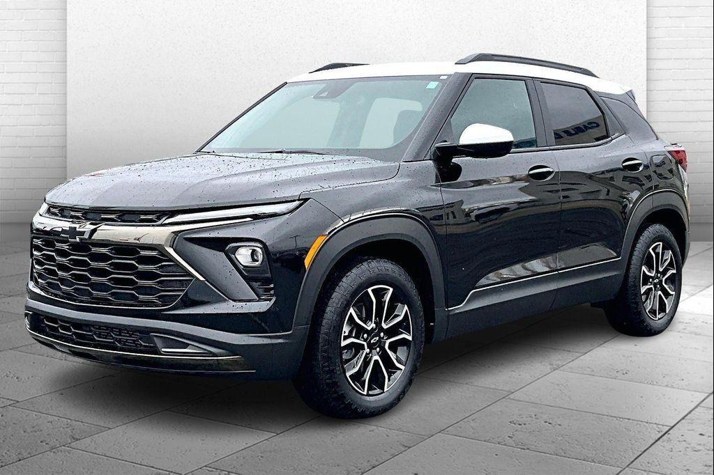 new 2025 Chevrolet TrailBlazer car, priced at $30,120
