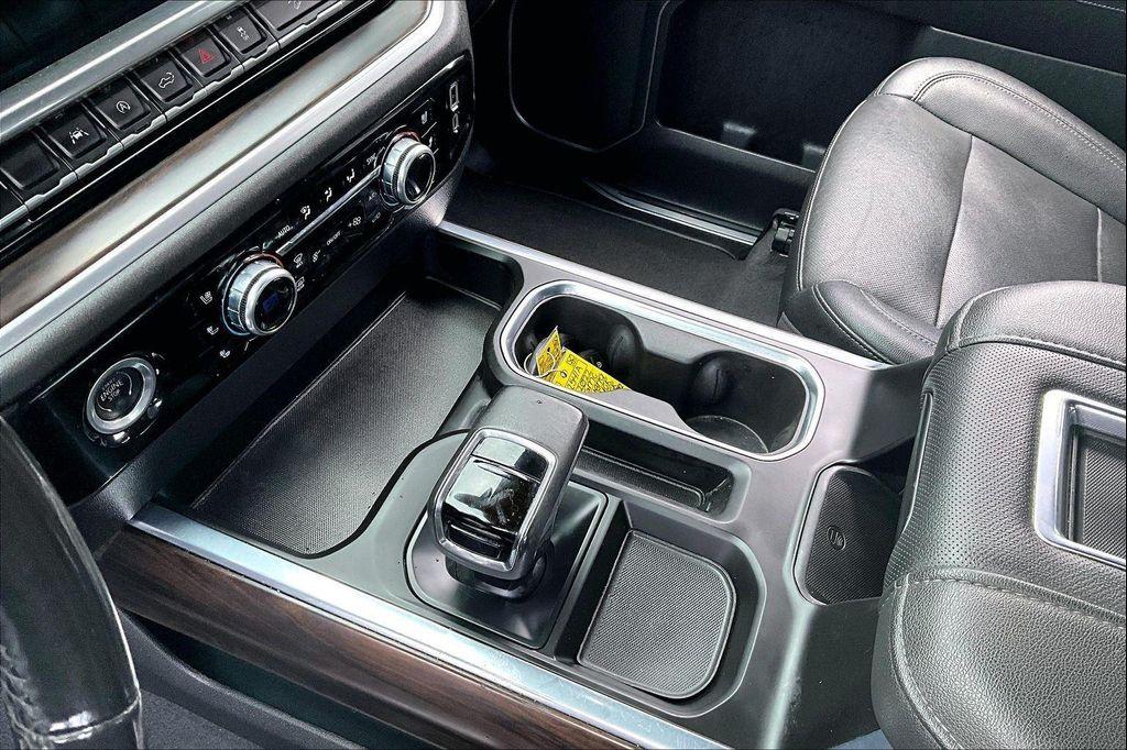 used 2022 GMC Sierra 1500 car, priced at $38,686