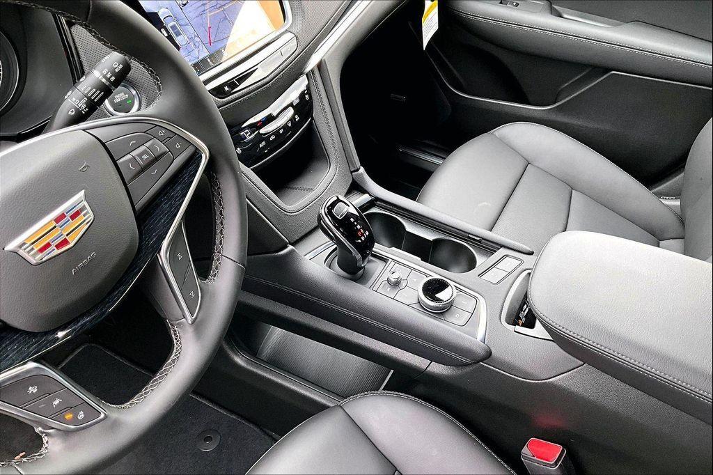 new 2026 Cadillac XT5 car, priced at $61,095