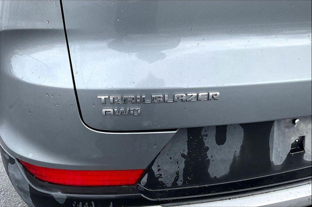 used 2025 Chevrolet TrailBlazer car, priced at $24,128