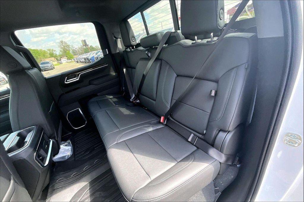 new 2026 GMC Sierra 1500 car, priced at $69,900