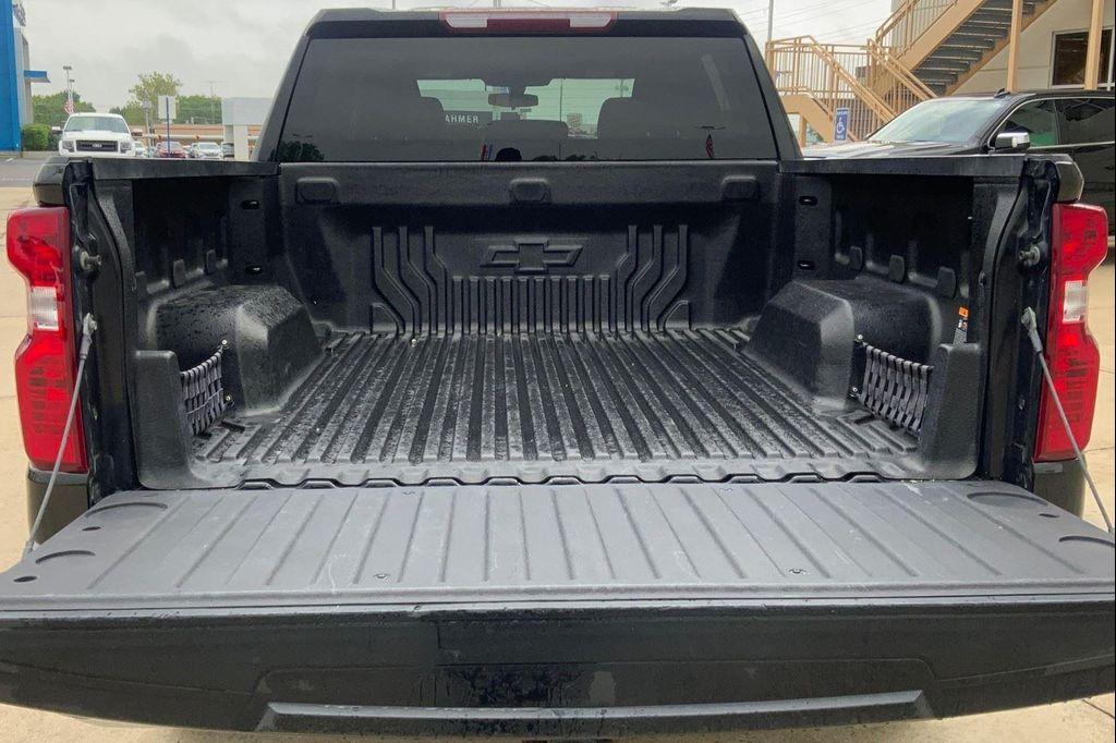 used 2021 Chevrolet Silverado 1500 car, priced at $27,285