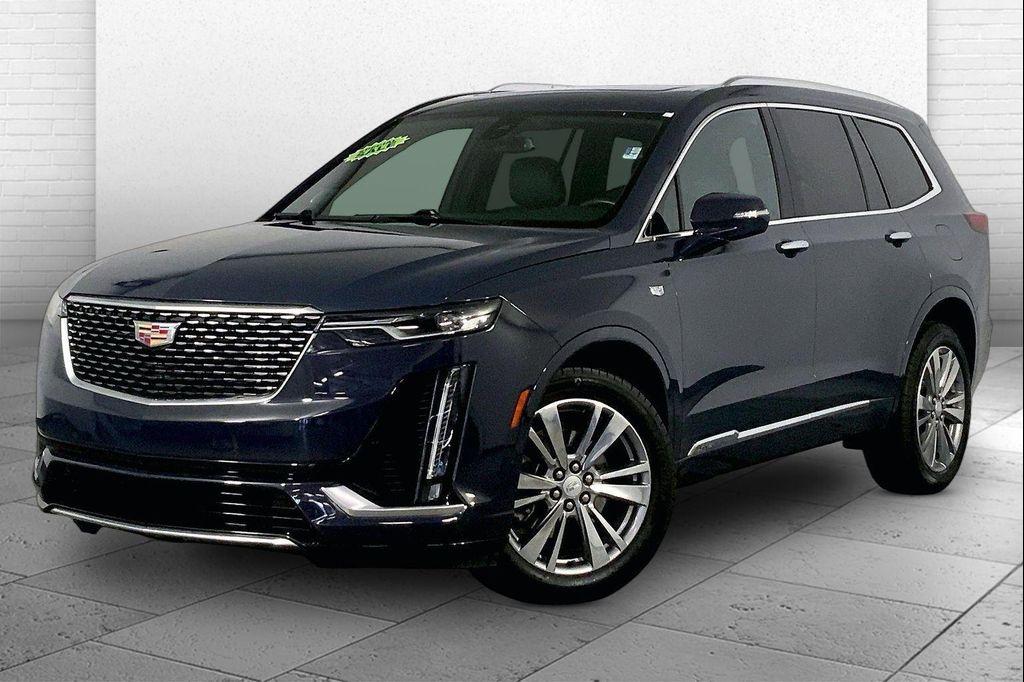 used 2025 Cadillac XT6 car, priced at $45,122