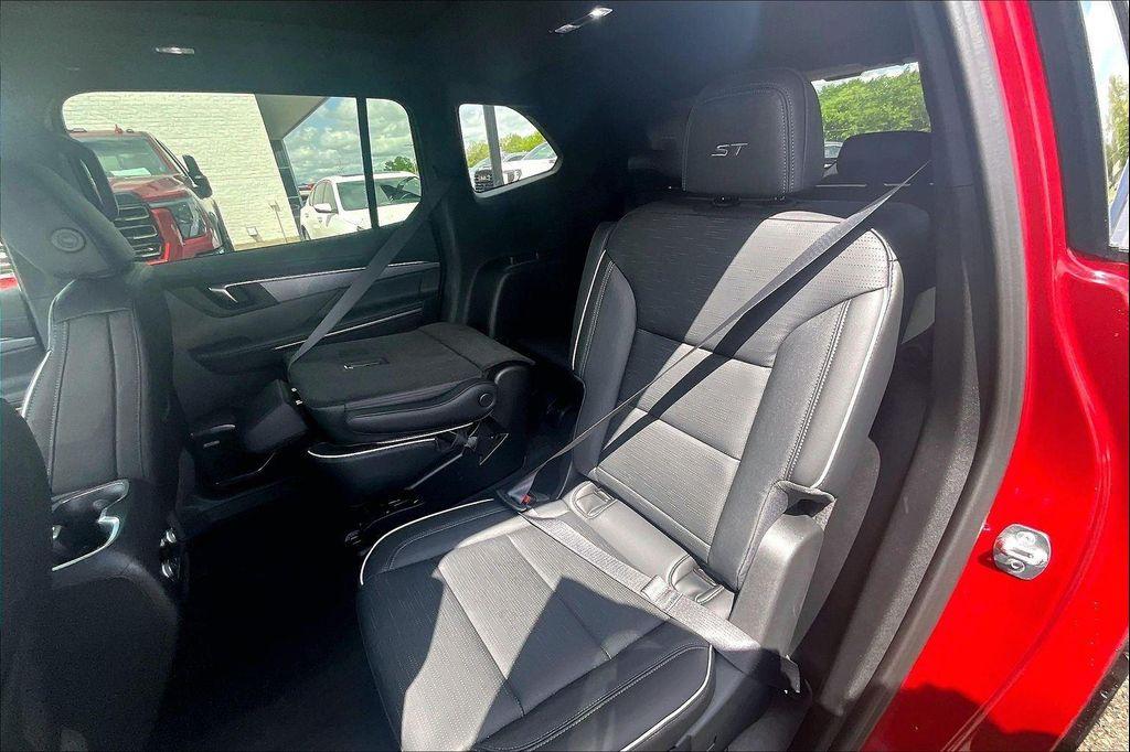 new 2026 Buick Enclave car, priced at $61,255