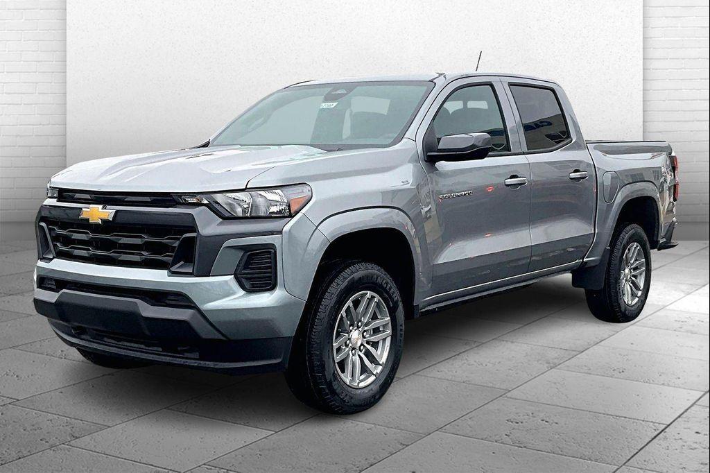 new 2026 Chevrolet Colorado car, priced at $43,090