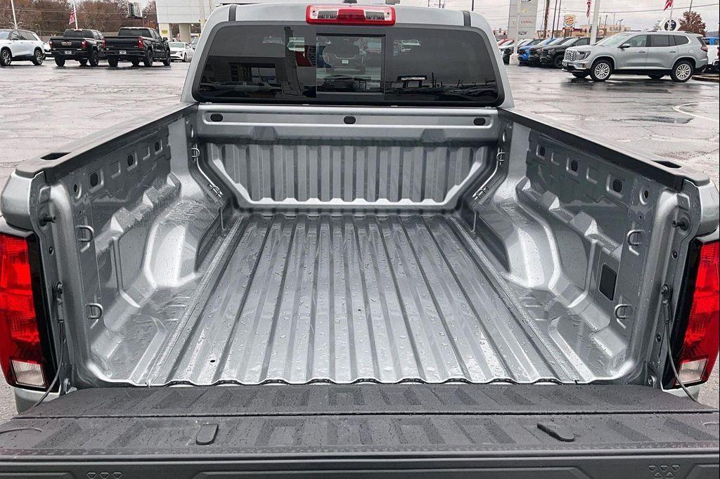 new 2026 Chevrolet Colorado car, priced at $43,090