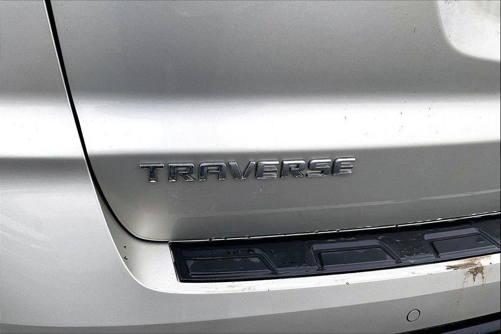 used 2017 Chevrolet Traverse car, priced at $9,979
