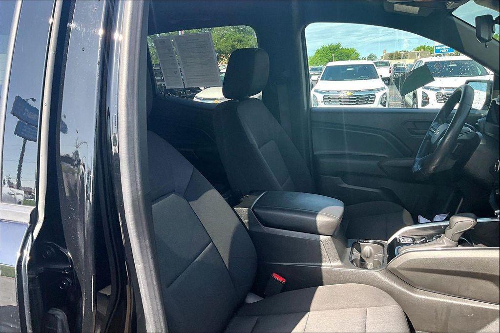 used 2023 Chevrolet Colorado car, priced at $29,147