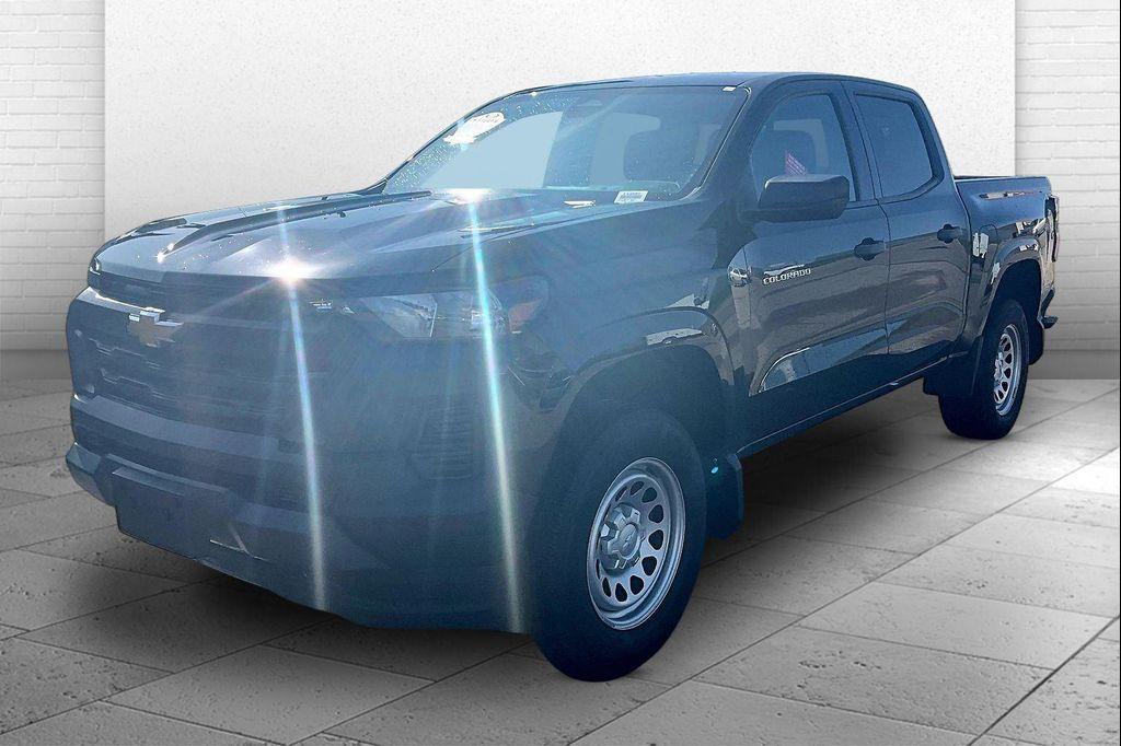 used 2023 Chevrolet Colorado car, priced at $29,147