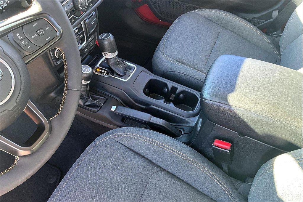 used 2024 Jeep Gladiator car, priced at $33,464