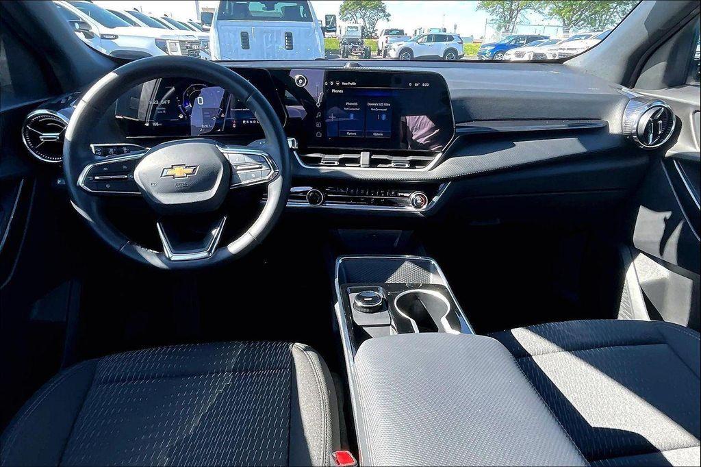 used 2026 Chevrolet Equinox car, priced at $27,865