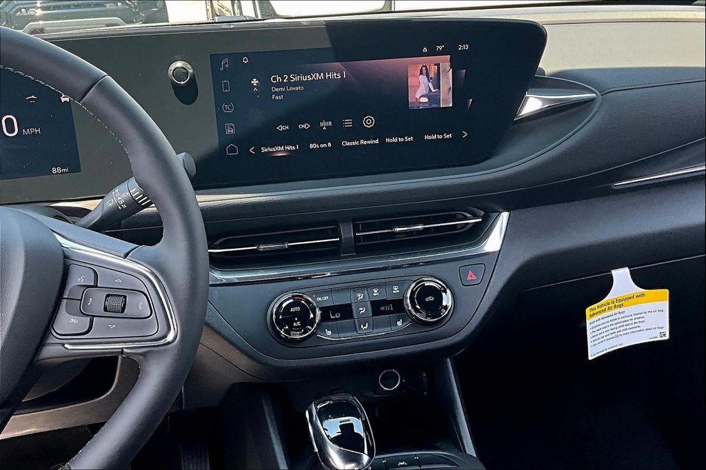 new 2025 Buick Envista car, priced at $24,750