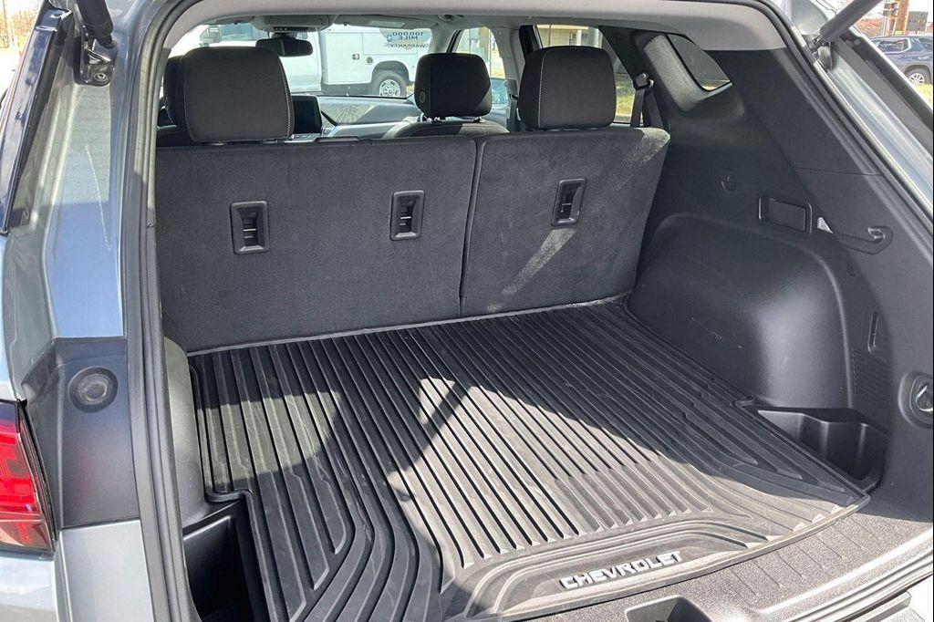 used 2025 Chevrolet Blazer car, priced at $29,544