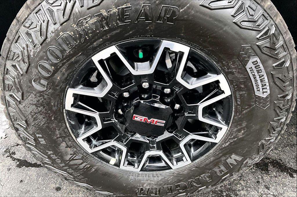 new 2026 GMC Sierra 2500 car, priced at $99,025