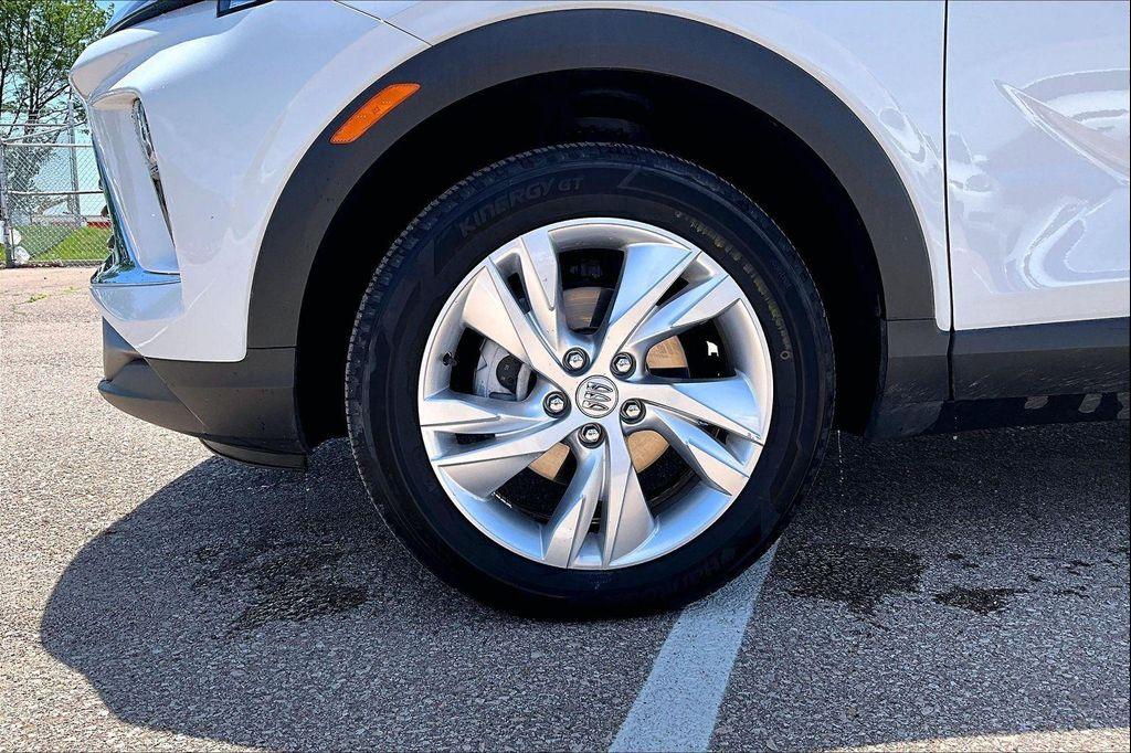 used 2025 Buick Encore GX car, priced at $22,760