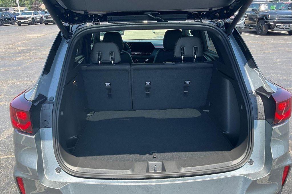 new 2026 Chevrolet TrailBlazer car, priced at $30,995