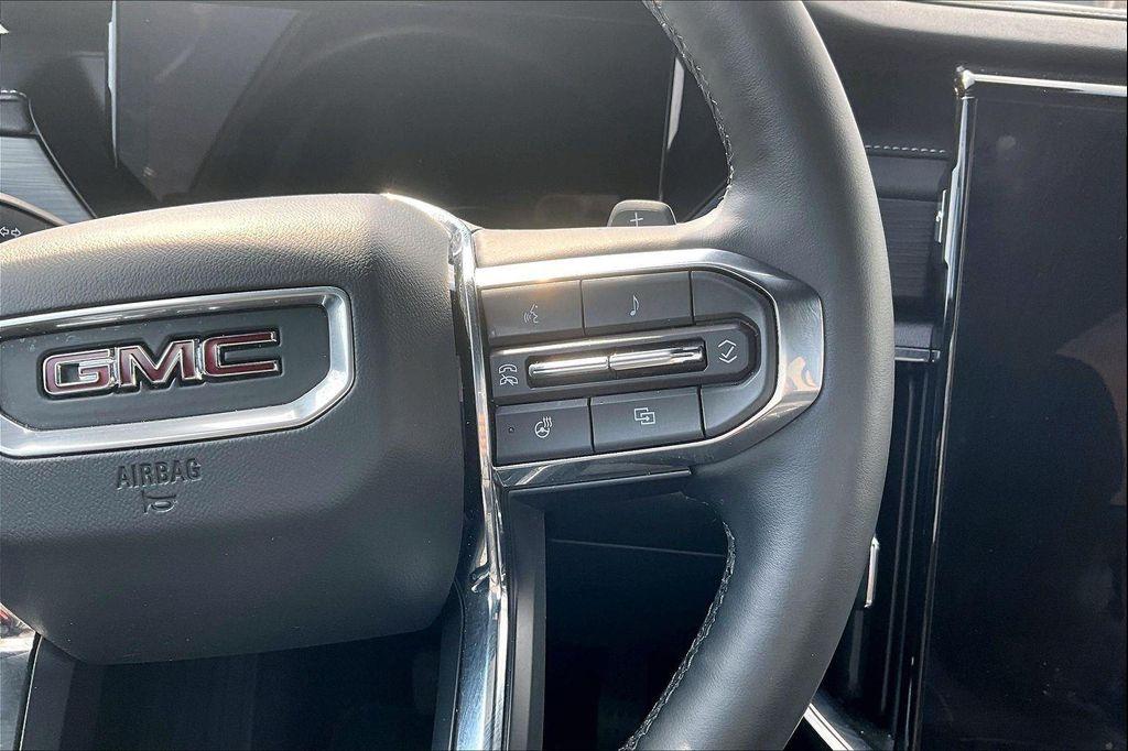 used 2025 GMC Acadia car, priced at $34,649