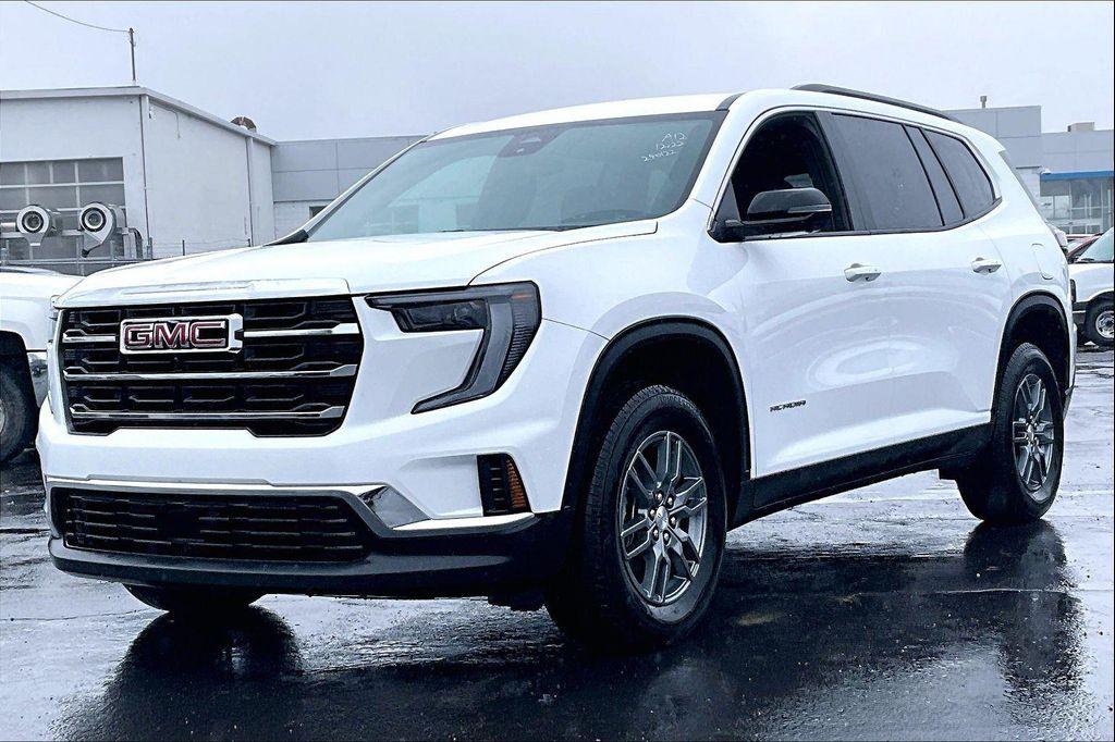 used 2025 GMC Acadia car, priced at $35,851