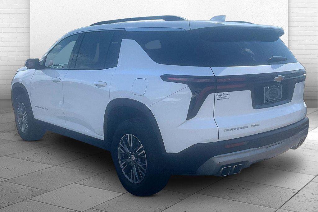 used 2024 Chevrolet Traverse car, priced at $32,759