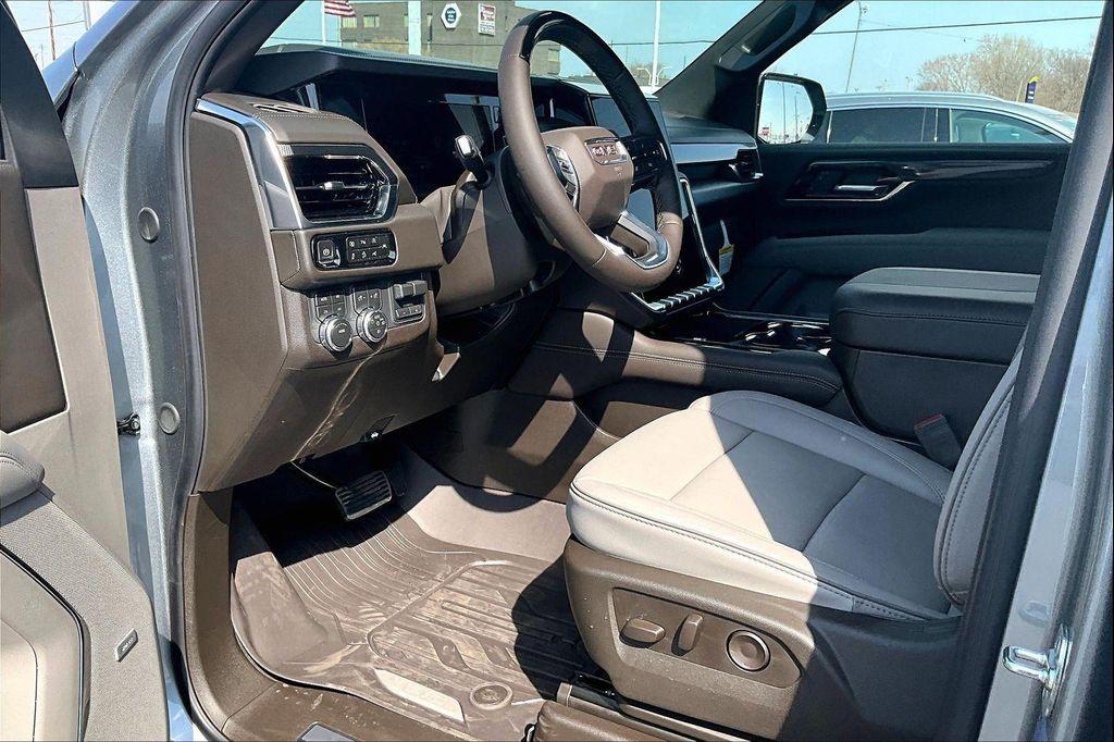 new 2026 GMC Yukon XL car, priced at $85,670