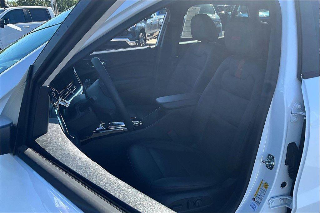 new 2026 Chevrolet Trax car, priced at $30,104