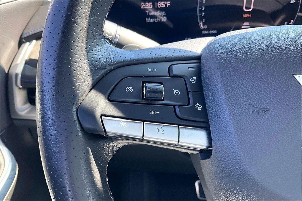 used 2024 Cadillac XT4 car, priced at $37,873