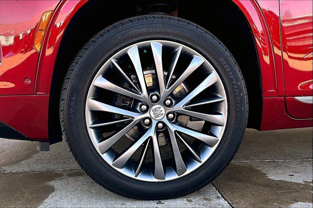 used 2025 Buick Enclave car, priced at $47,823
