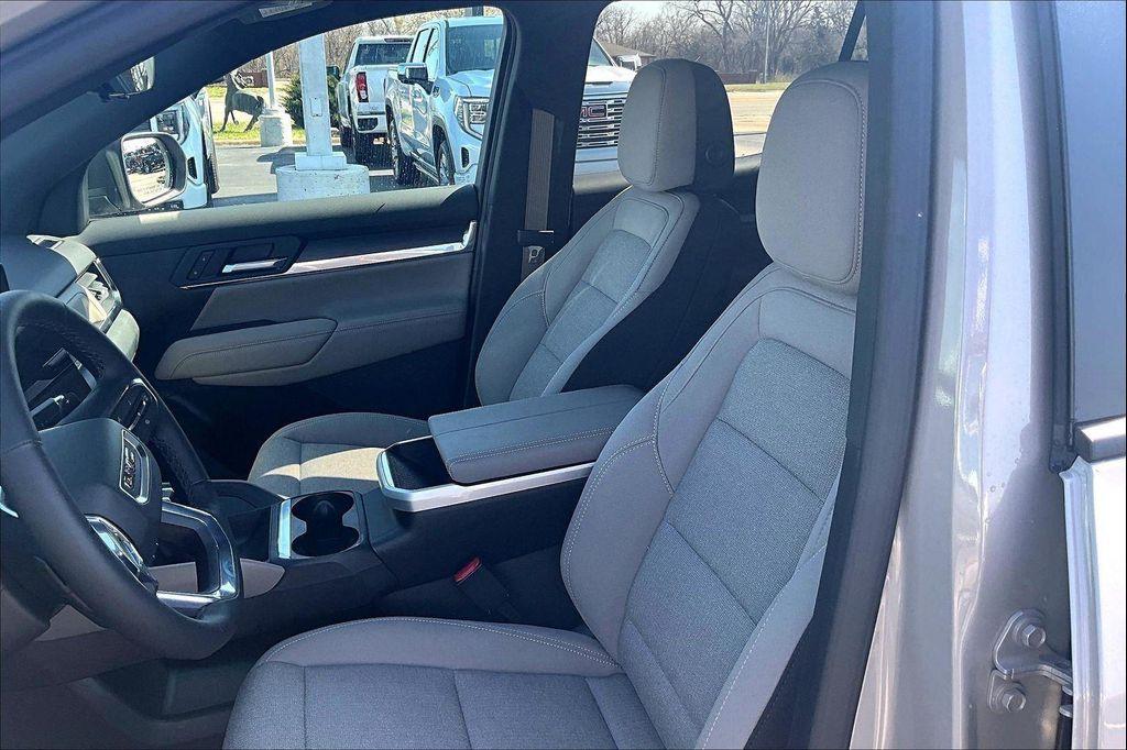 new 2026 GMC Terrain car, priced at $35,380