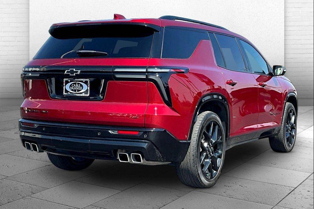 used 2024 Chevrolet Traverse car, priced at $44,161