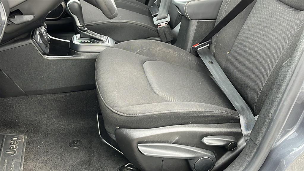 used 2023 Jeep Renegade car, priced at $17,800