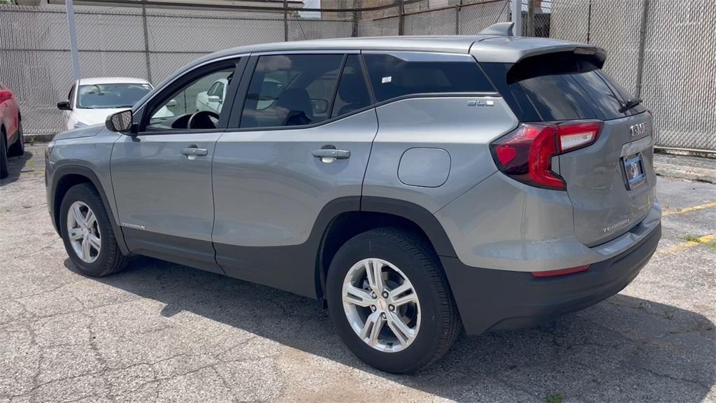 used 2024 GMC Terrain car, priced at $24,012