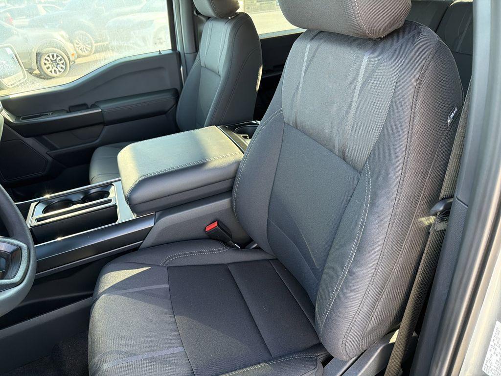 new 2026 Ford F-150 car, priced at $42,629