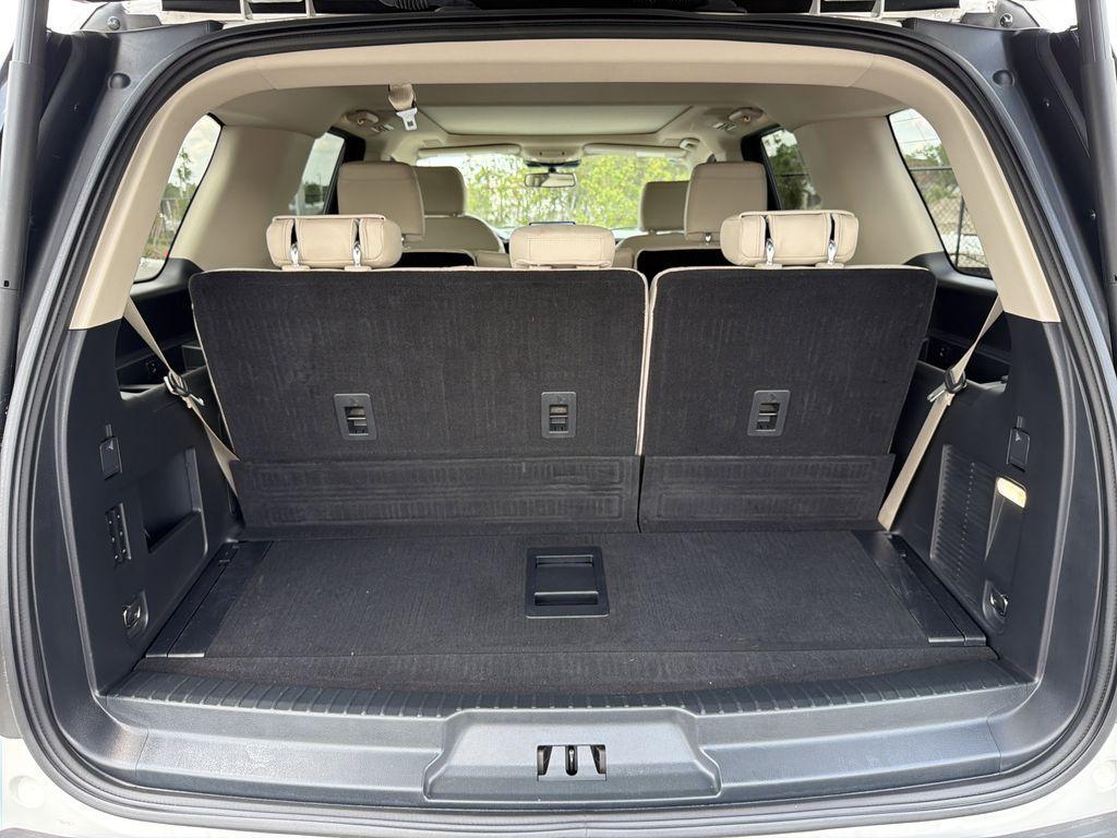 used 2024 Ford Expedition car, priced at $62,800