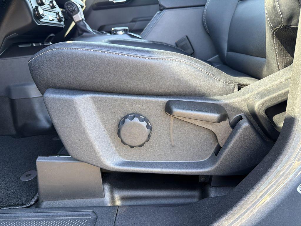 new 2025 Ford Bronco car, priced at $44,325