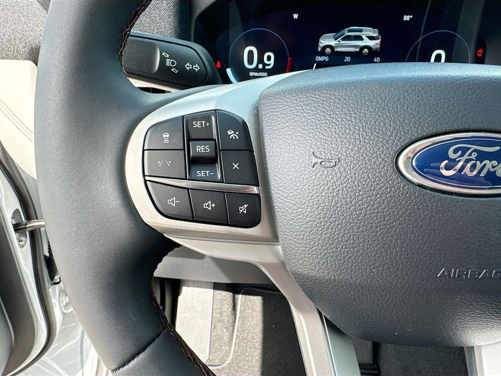 new 2026 Ford Explorer car, priced at $39,462